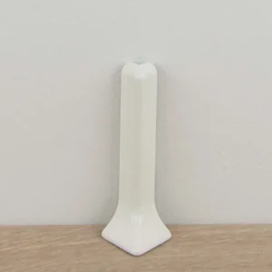 Buitenhoek glanzend wit (bij 5508) - Aluminium bewerkt - 10 x 60 mm Merkproduct
